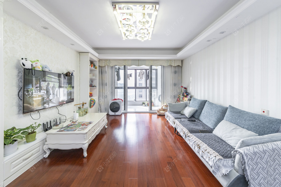 常州绿地峰云汇在售二手房源室内图_小牛看房