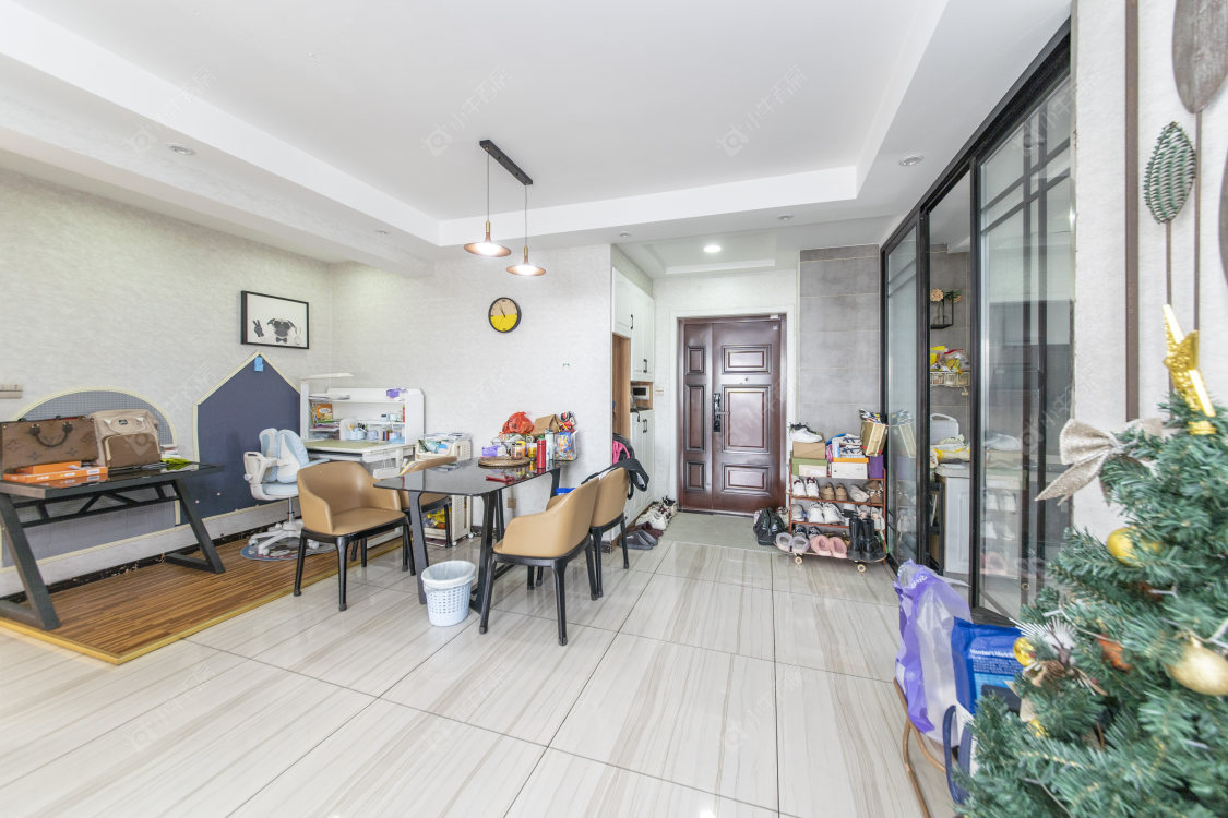 常州绿地峰云汇在售二手房源室内图_小牛看房