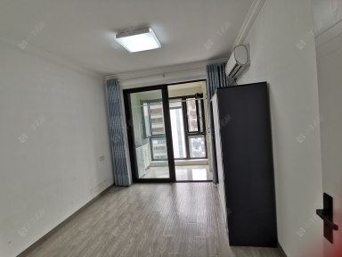 常州世茂香槟湖五期在租房源室内图_小牛看房