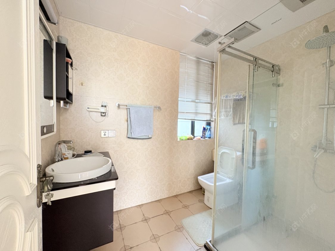 丹阳天波城在售二手房源室内图_小牛看房