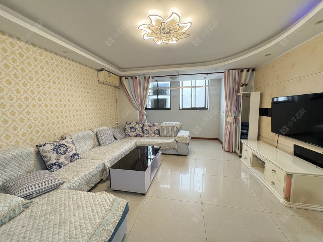 常州亚泰财富中心在租房源室内图_小牛看房