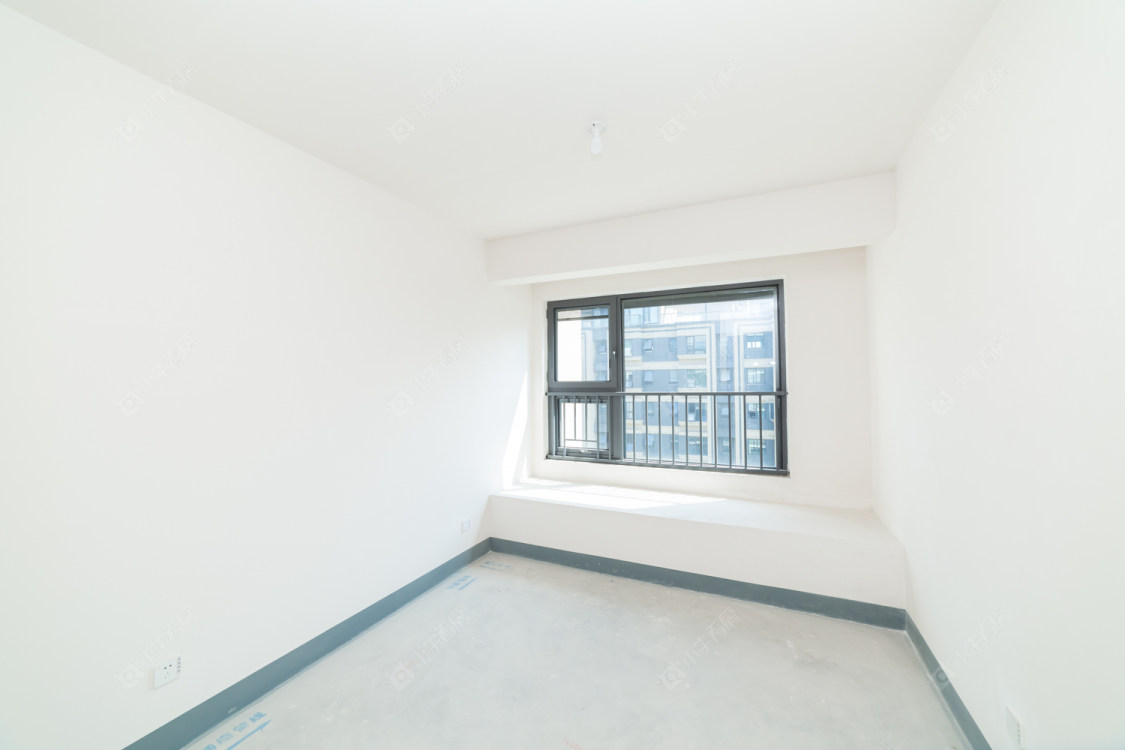 常州美的世茂云筑在售二手房源室内图_小牛看房