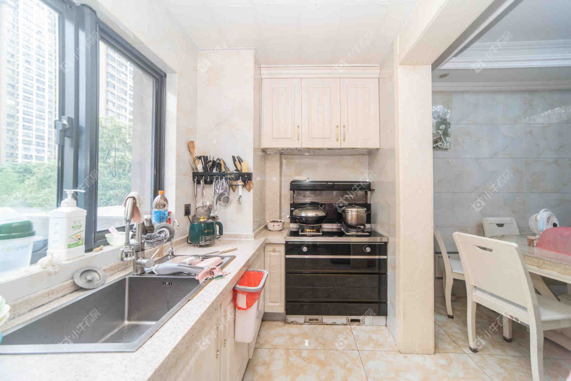 常州世茂香槟湖二期在租房源室内图_小牛看房