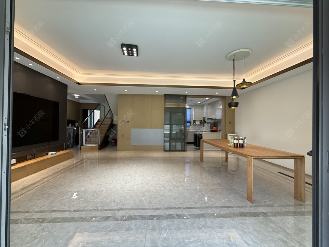 常州春秋金茂府在租房源室内图_小牛看房