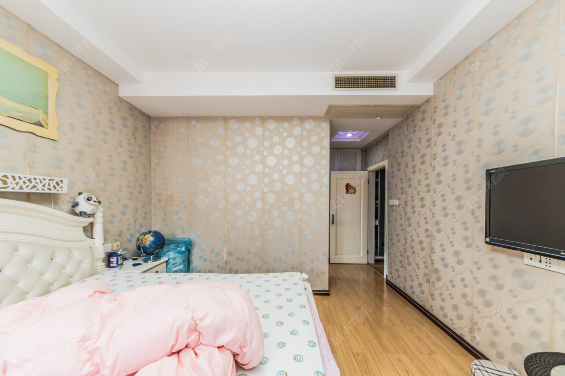 常州世茂香槟湖一期在售二手房源室内图_小牛看房