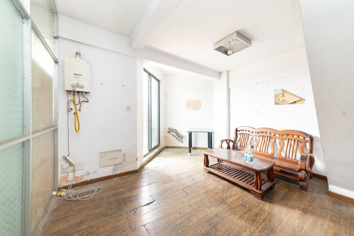 亿街区在售二手房