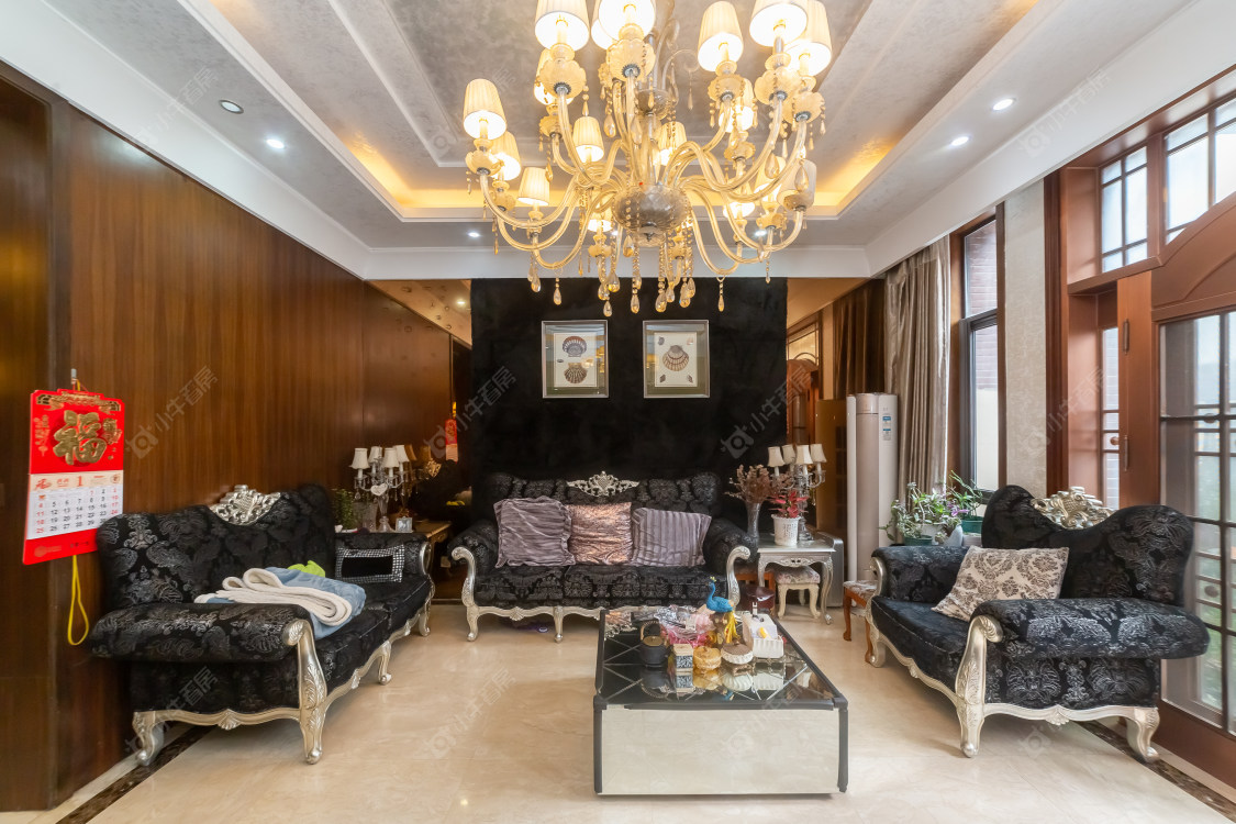 常州绿地世纪城别墅区5室2厅3卫在售二手房房源图片