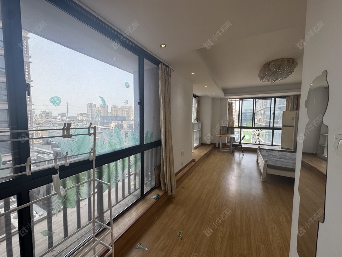 常州丰臣国际广场在租房源室内图_小牛看房