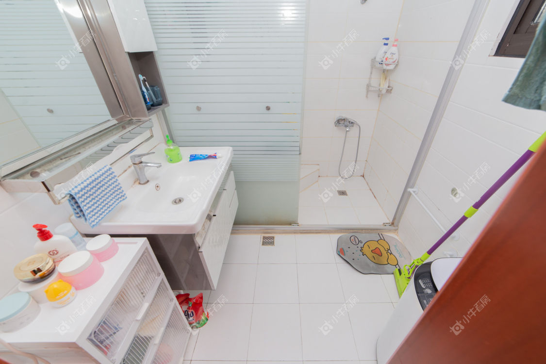 常州前桥新村3室2厅2卫出租房源图片