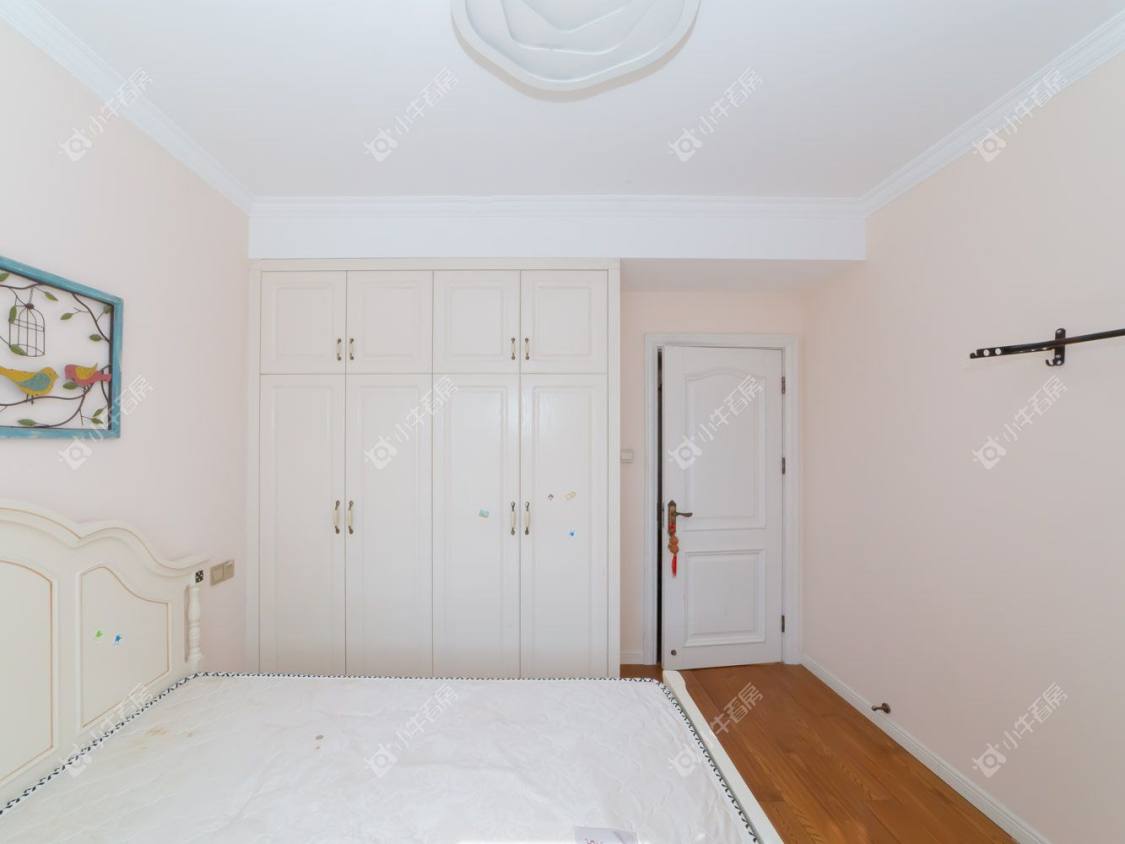 常州世茂香槟湖三期在租房源室内图_小牛看房