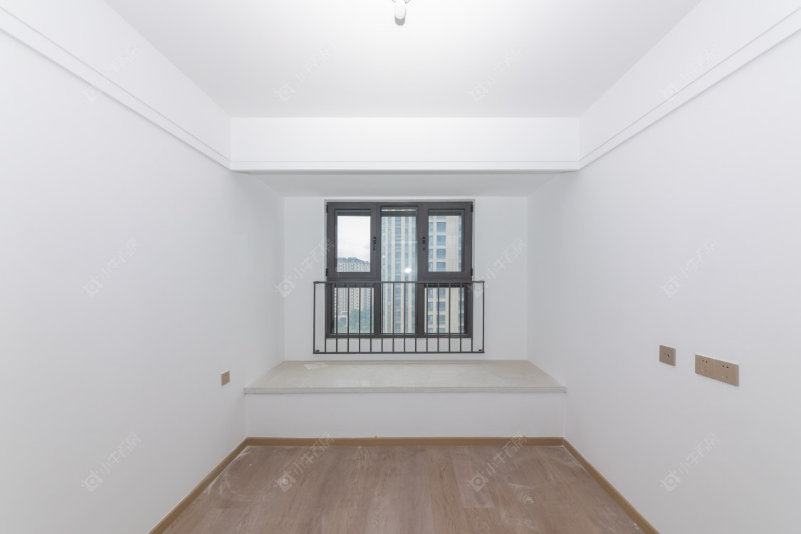 常州绿地香港名墩道在售二手房源室内图_小牛看房