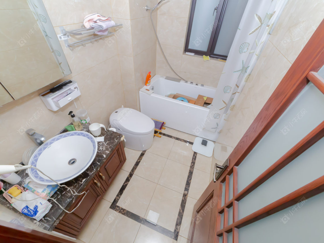 常州世茂香槟湖三期在售二手房源室内图_小牛看房