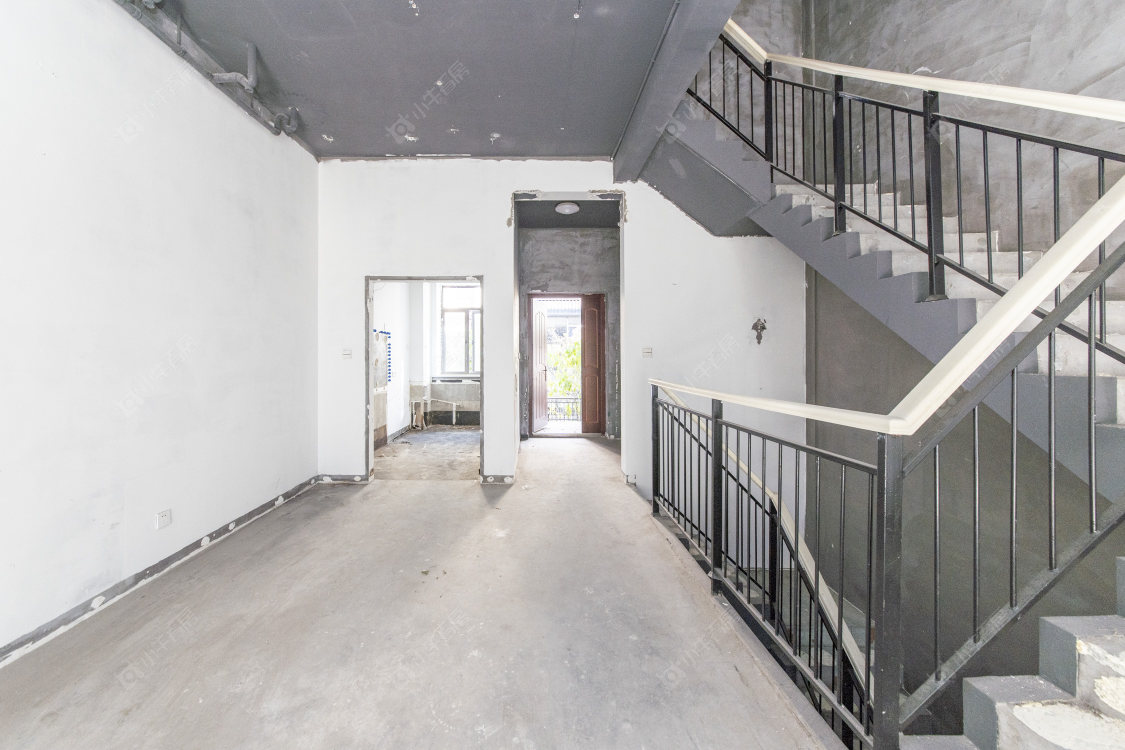 常发御龙山花园别墅区房源室内图 常州常发御龙山花园别墅区在售二手房源室内图_小牛看房