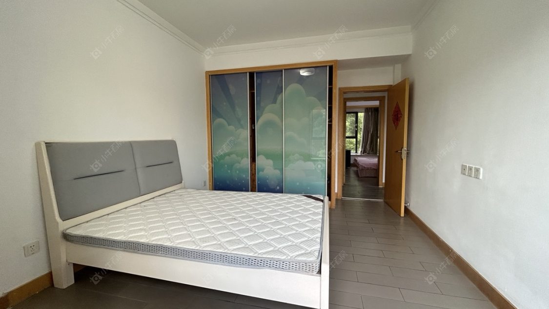 常州世茂香槟湖一期在租房源室内图_小牛看房