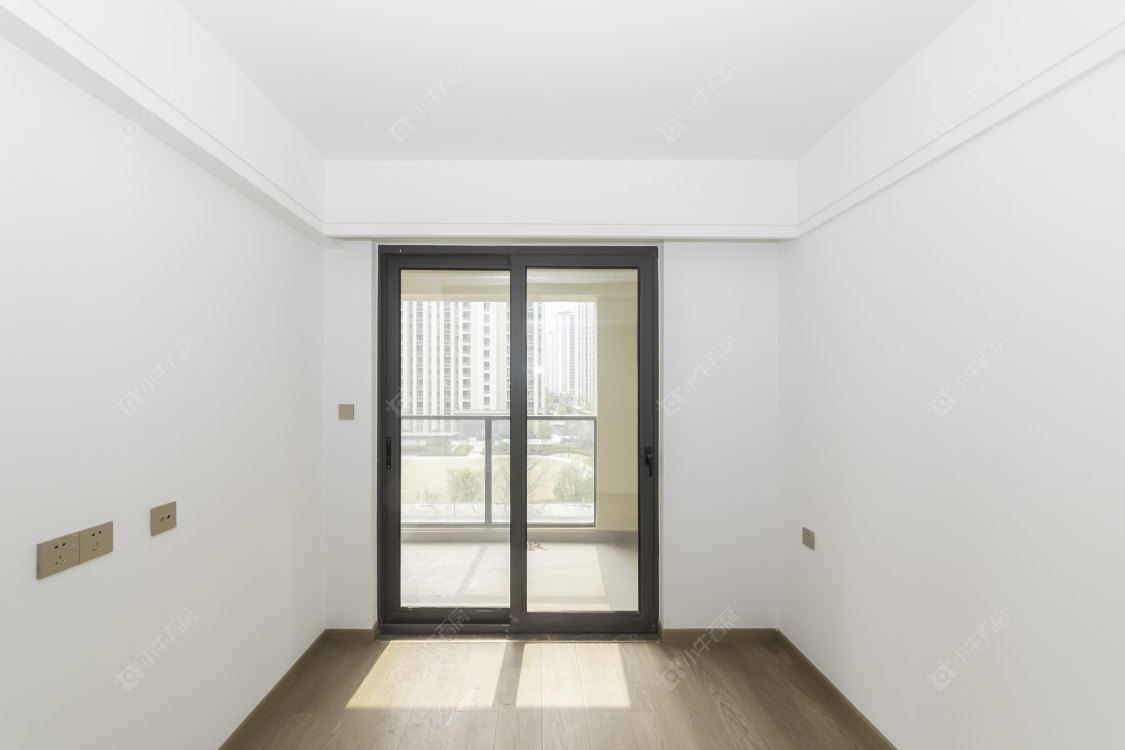 常州绿地香港名墩道在售二手房房源室内图_小牛看房