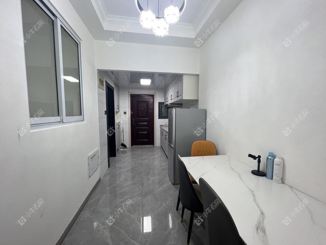 亚泰财富中心房源室内图 常州亚泰财富中心在租房源室内图_小牛看房