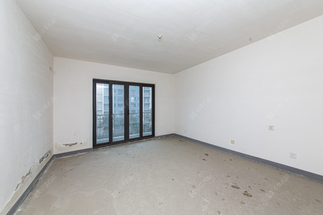 绿地香奈别墅区房源室内图 常州绿地香奈别墅区在售二手房源室内图_小牛看房