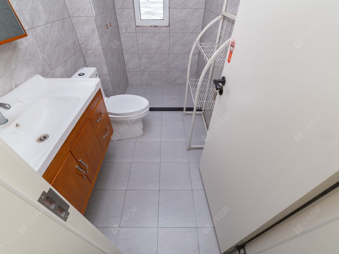 常州临津花园在售二手房源室内图_小牛看房