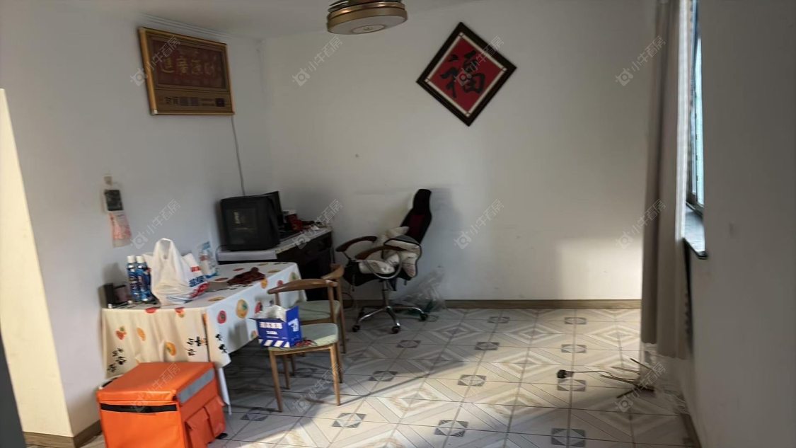 常州湖塘花园新村在租房源室内图_小牛看房