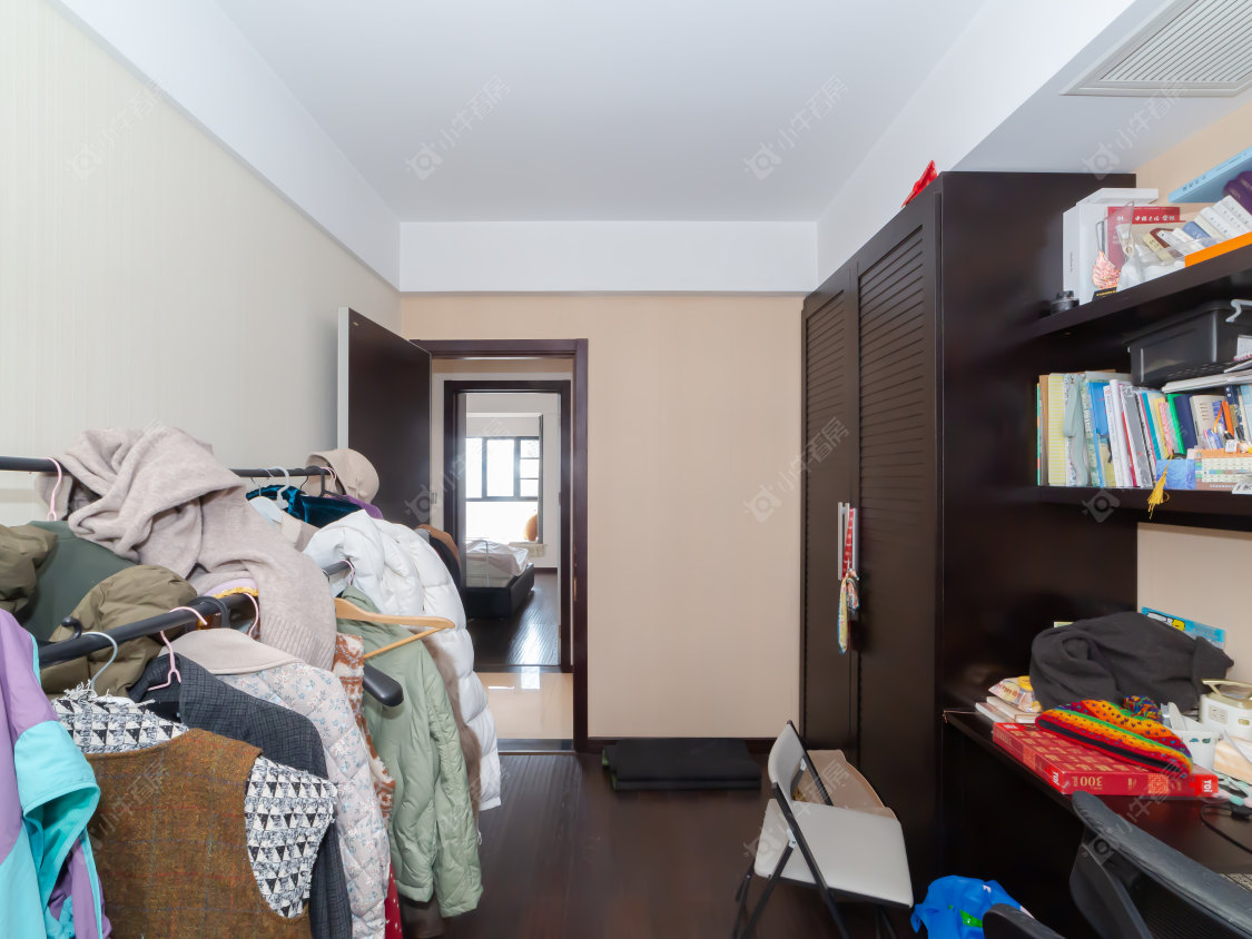 常州世茂香槟湖一期在售二手房源室内图_小牛看房