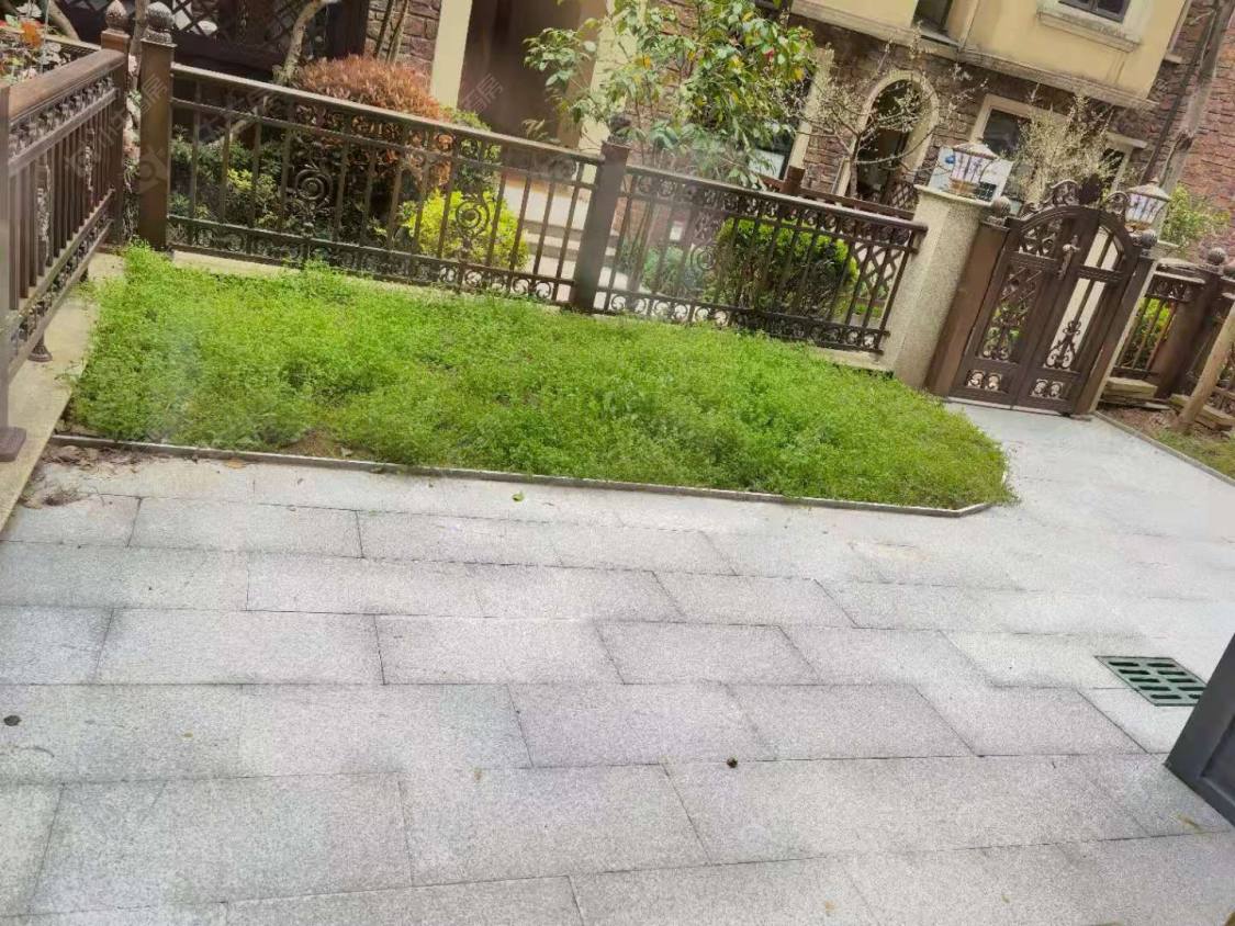 常州龙湖香醍漫步别墅区租房_龙湖香醍漫步别墅区5室2厅房源出租