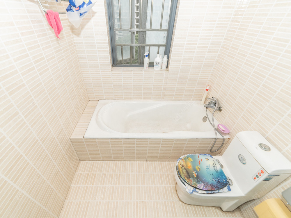 常州滨江明珠城东区在售二手房源室内图_小牛看房