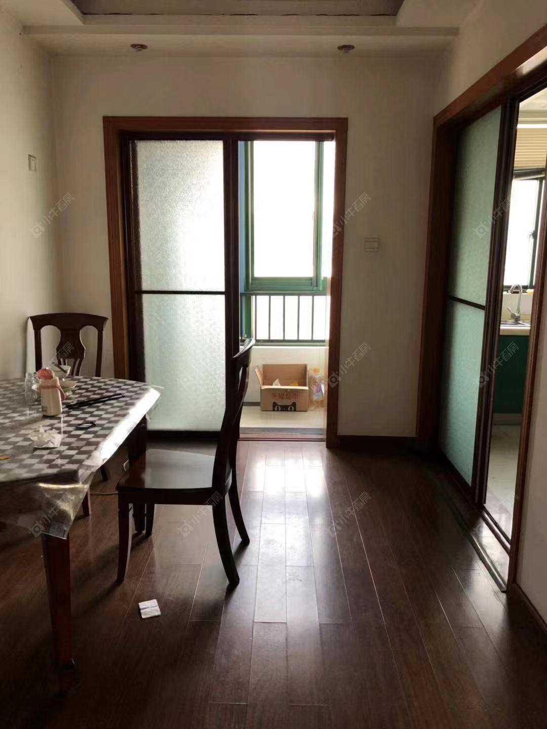 常州迎宾花园5室2厅出租房源图片