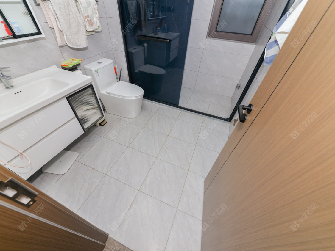 常州融创滨湖御园在售二手房源室内图_小牛看房