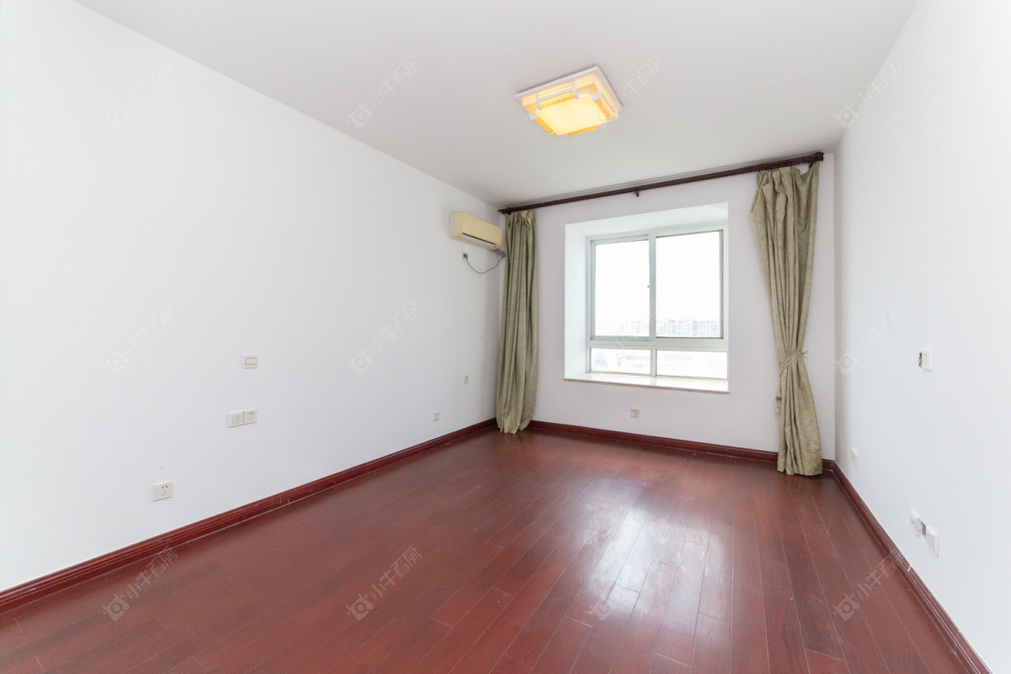 常州香槟广场在售二手房源室内图_小牛看房