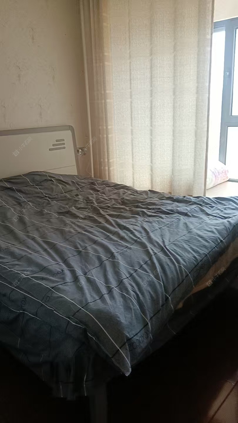 常州世茂香槟湖二期在租房源室内图_小牛看房