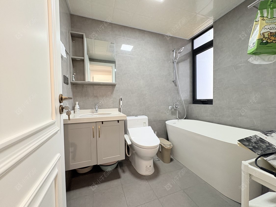 丹阳爱家尚城在售二手房源室内图_小牛看房