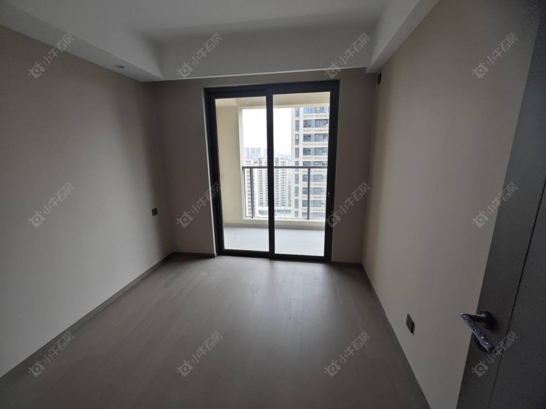 常州美的世茂云筑在租房源室内图_小牛看房