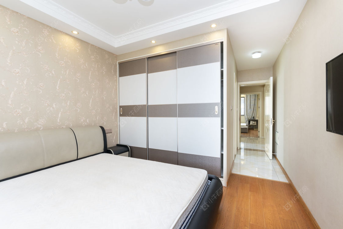 常州绿地香奈在售二手房源室内图_小牛看房