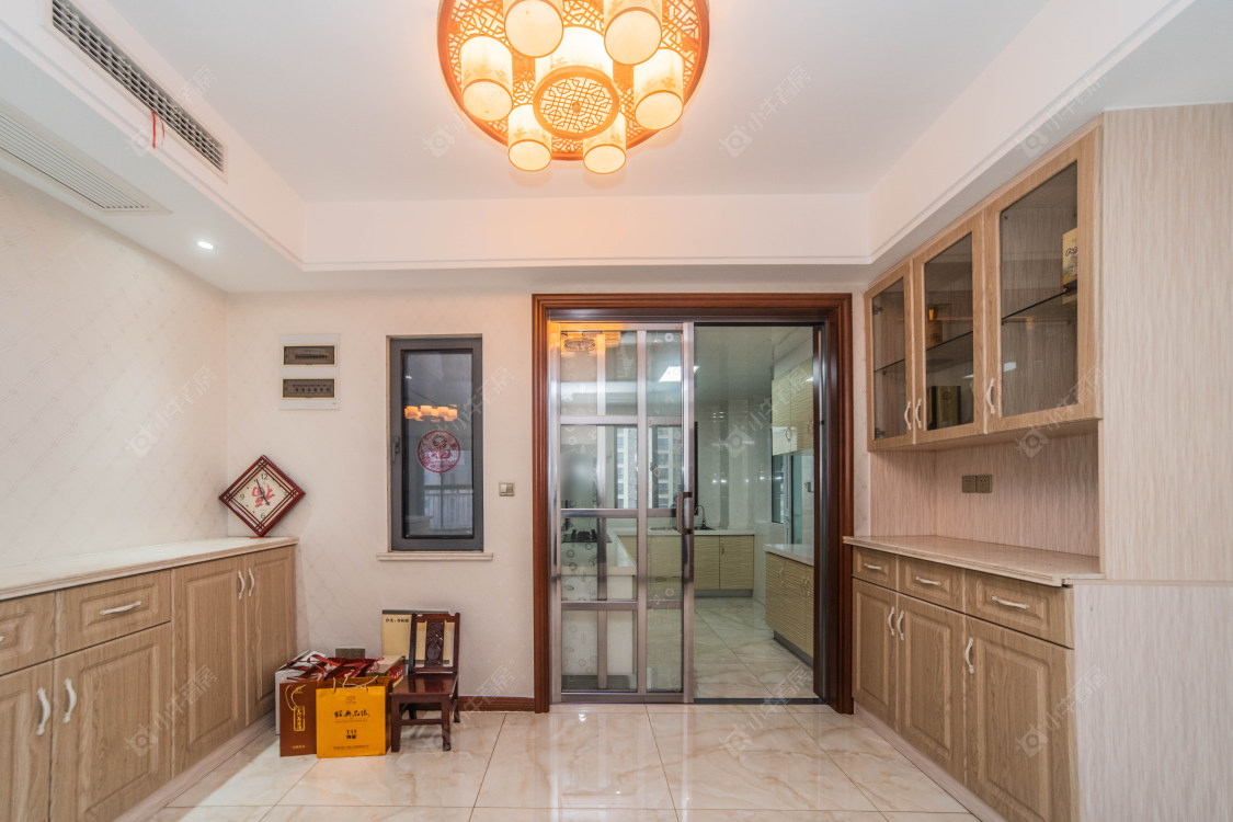 常州世茂香槟湖二期在售二手房源室内图_小牛看房