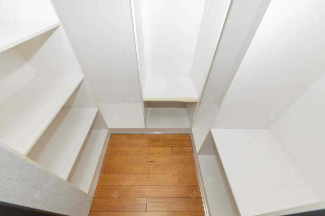 常州凤凰湖花园在售二手房源室内图_小牛看房