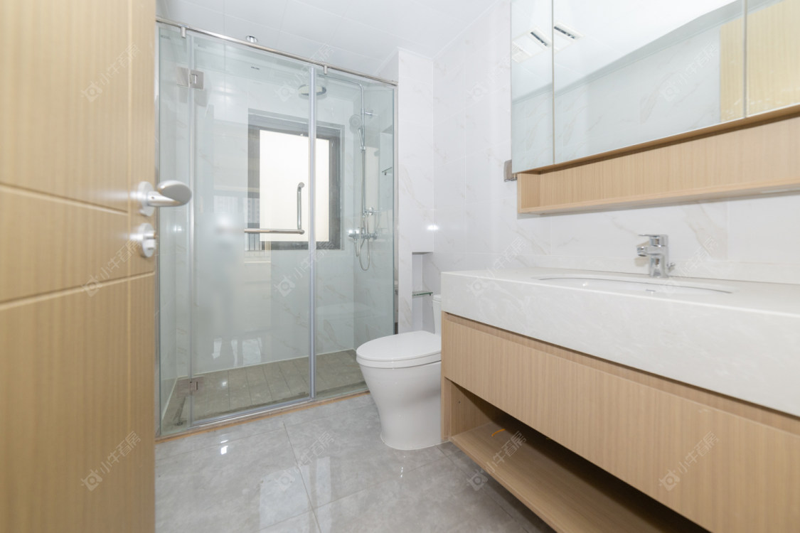 常州绿地香港名墩道在售二手房源室内图_小牛看房