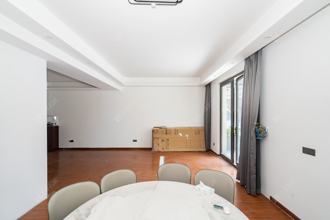 常州弘阳天下锦别墅区在售二手房源室内图_小牛看房