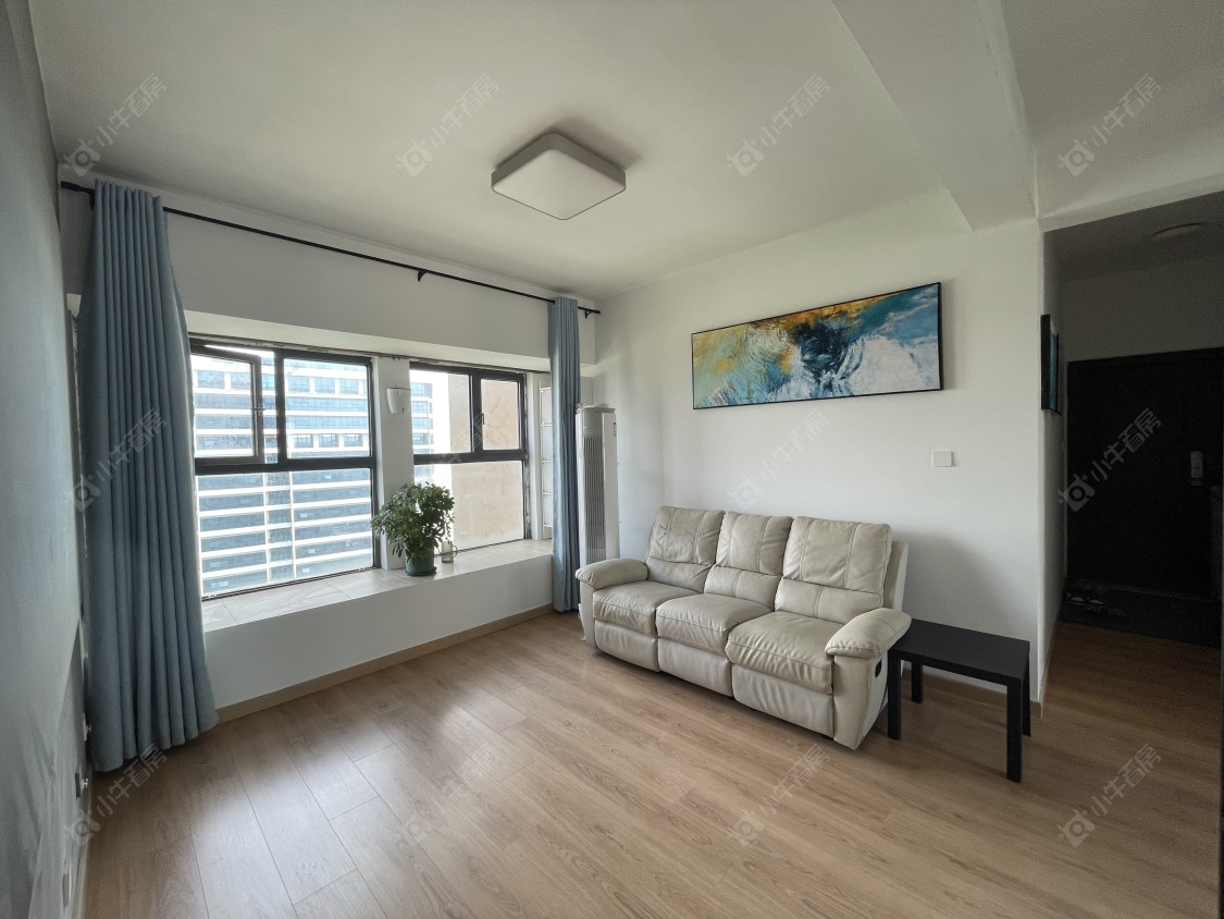 常州世茂香槟湖一期在租房源室内图_小牛看房