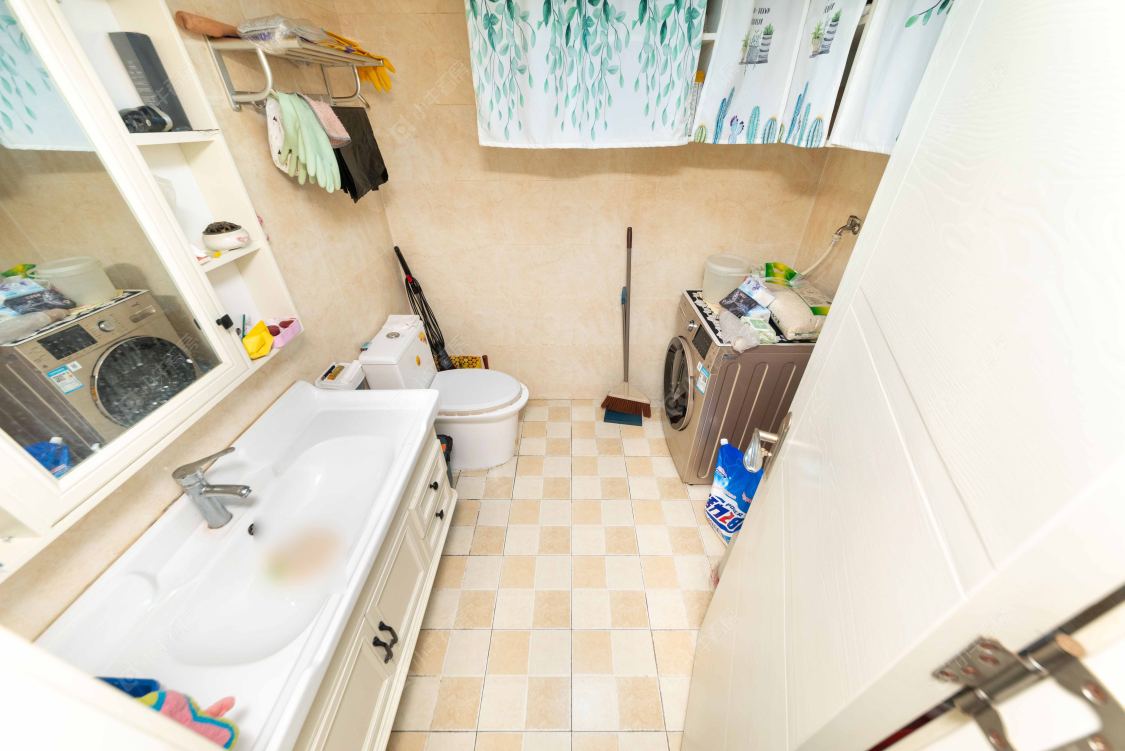 常州亚泰财富中心在售二手房源室内图_小牛看房