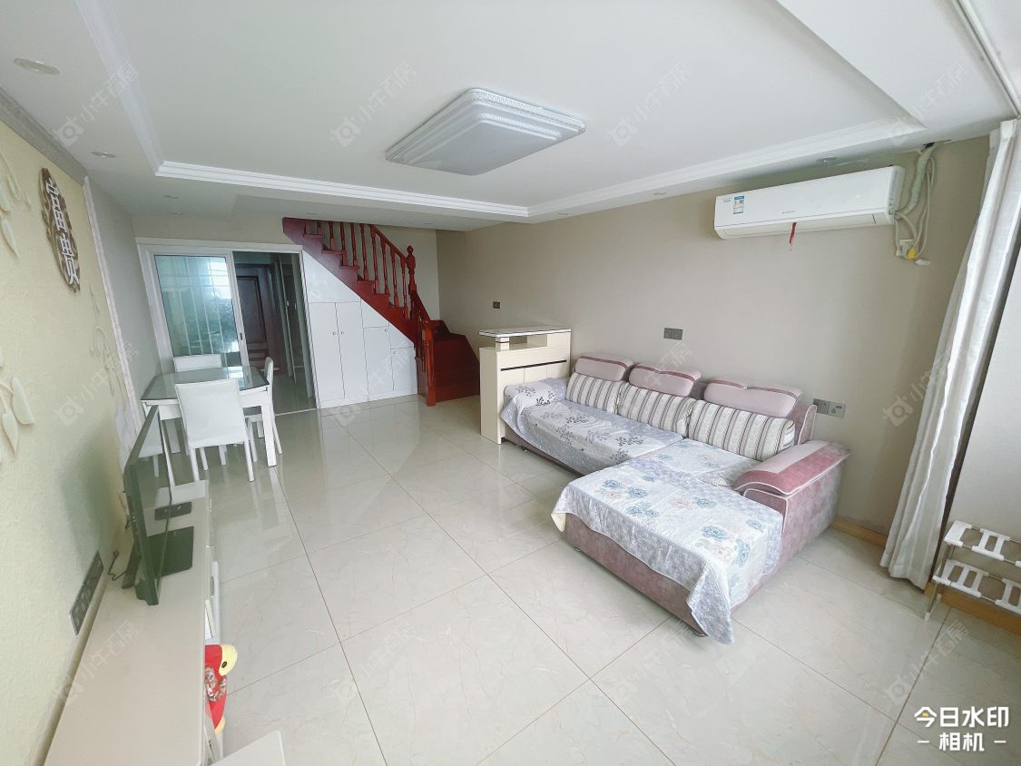 常州亚泰财富中心在租房源室内图_小牛看房