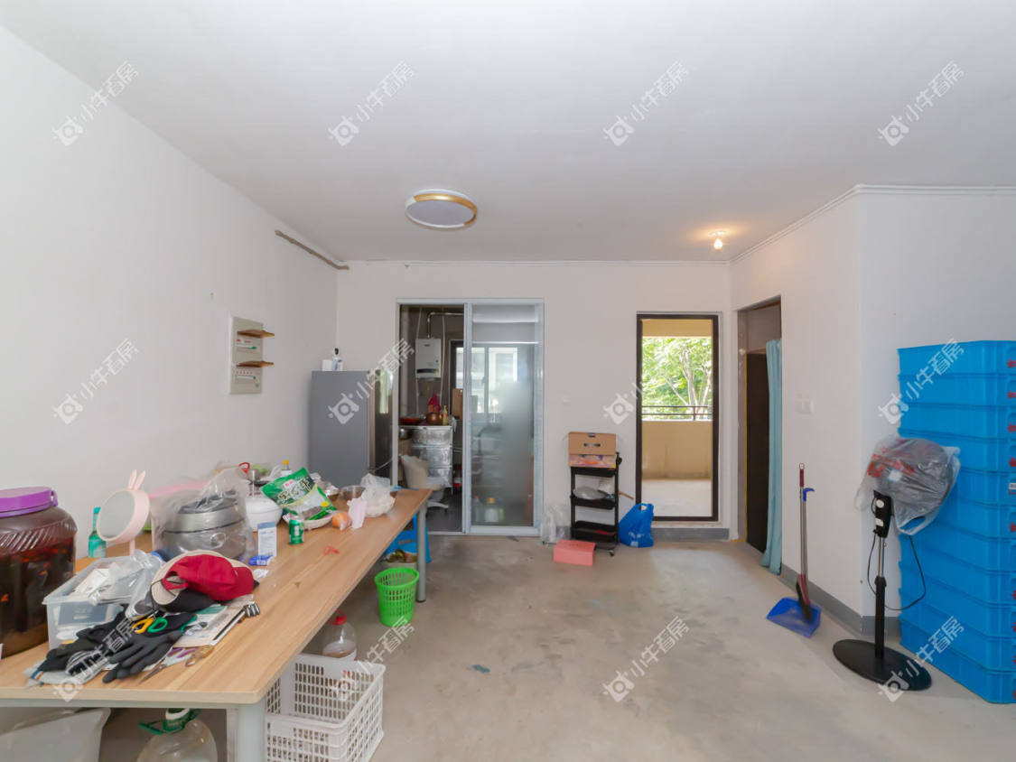 常州世茂香槟湖五期在租房源室内图_小牛看房