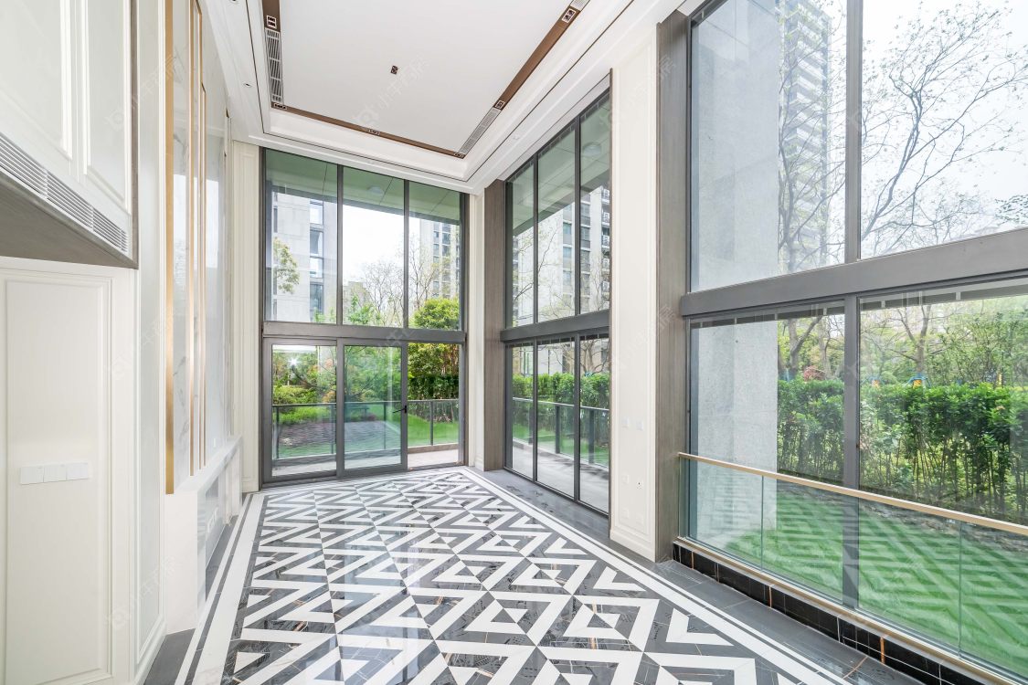 常州荣盛天翌5室2厅3卫在售二手房房源图片