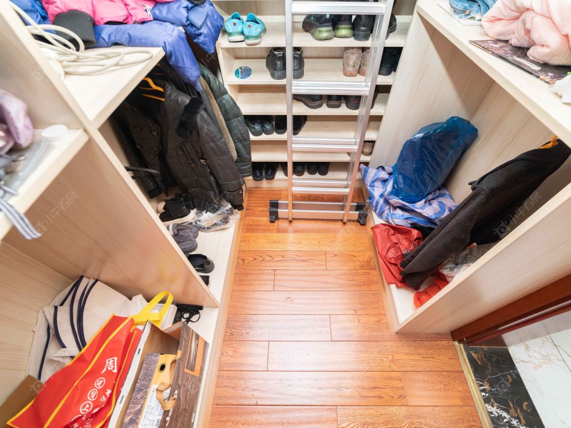 常州万骏金域丹堤在售二手房源室内图_小牛看房