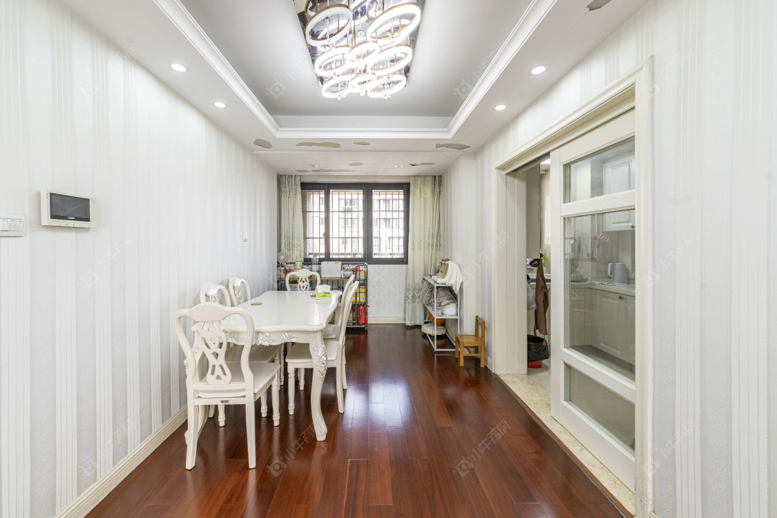 常州绿地峰云汇在售二手房源室内图_小牛看房