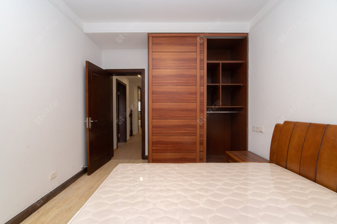 泰盈八千里房源室内图 常州泰盈八千里在售二手房源室内图_小牛看房