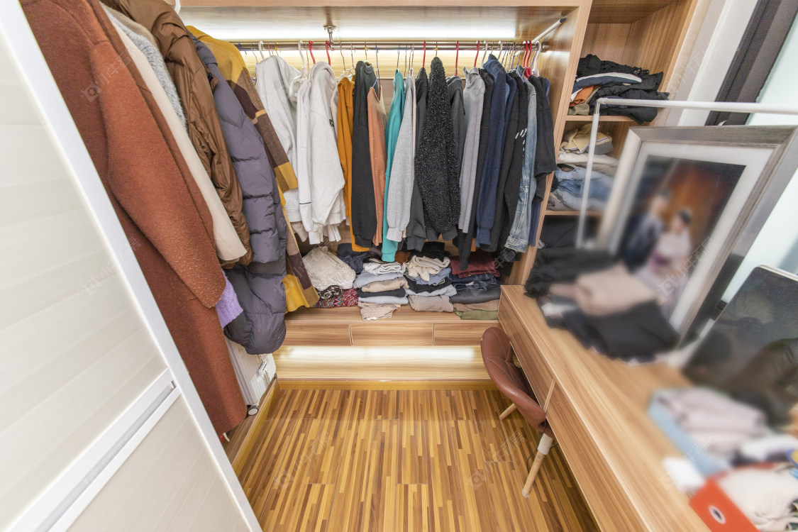 常州绿地峰云汇在售二手房源室内图_小牛看房