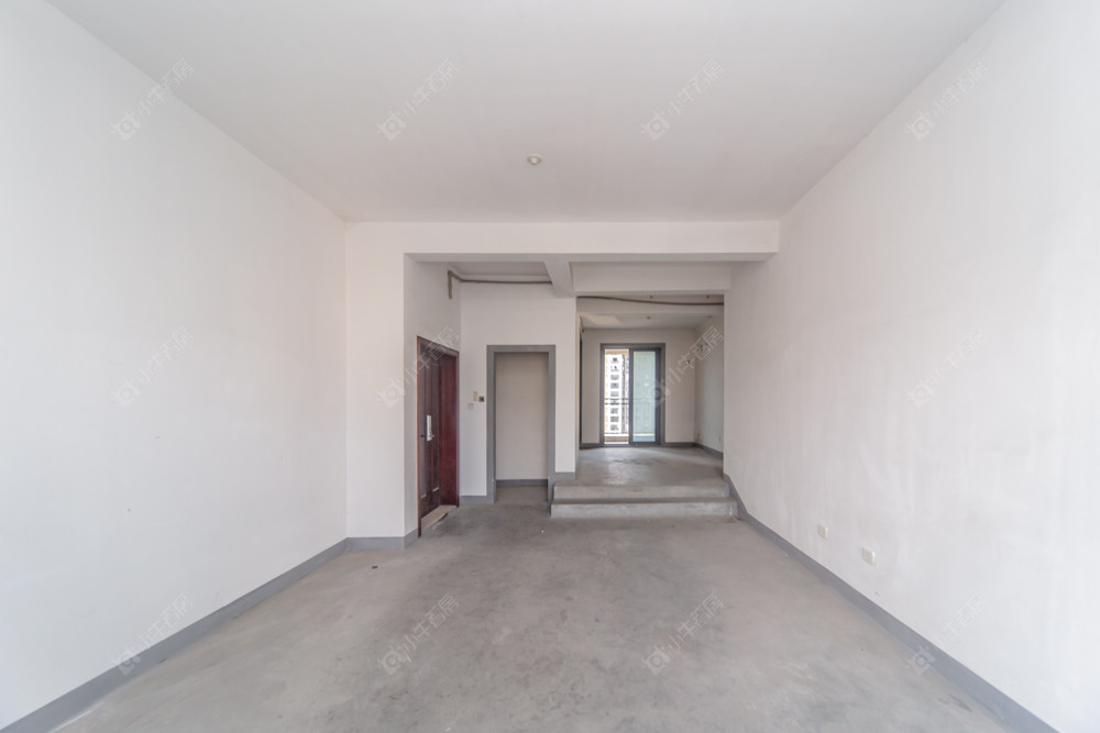 常州世茂香槟湖二期在售二手房源室内图_小牛看房