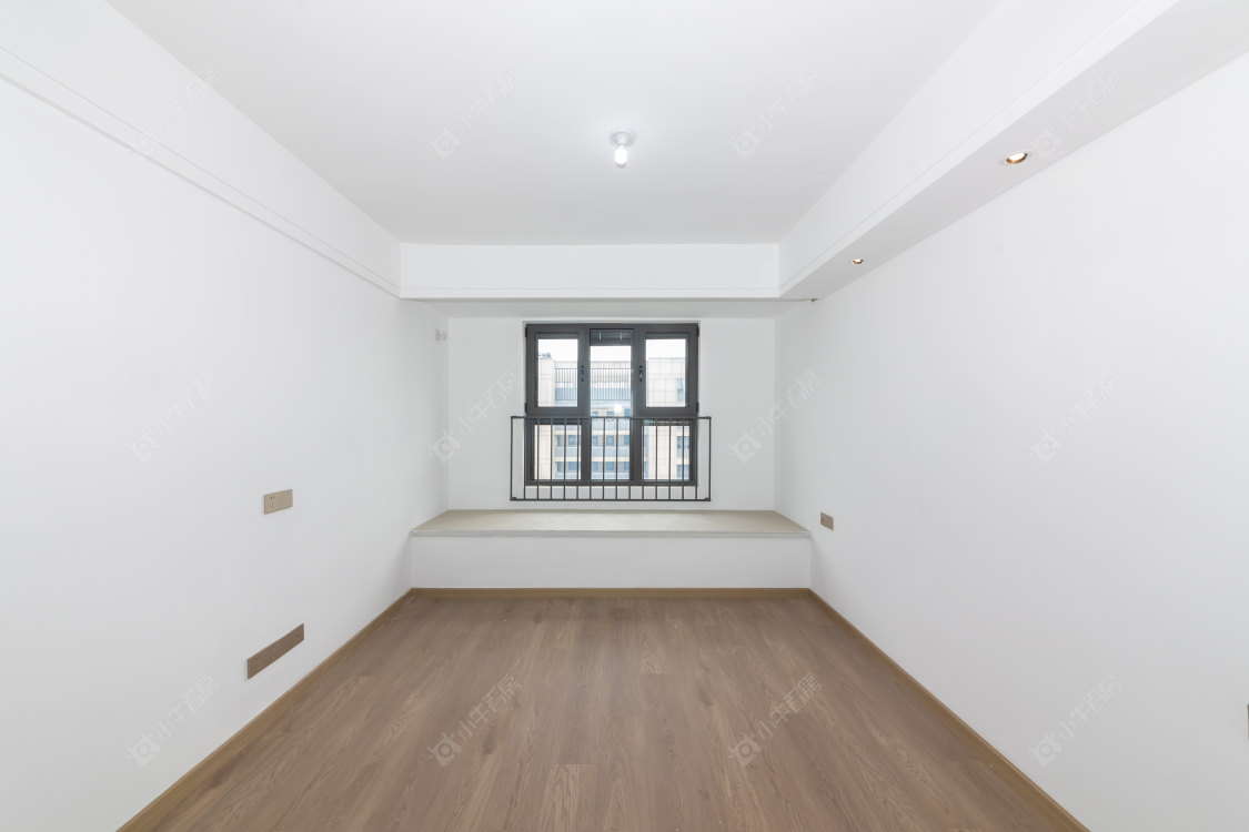 常州绿地香港名墩道在售二手房源室内图_小牛看房