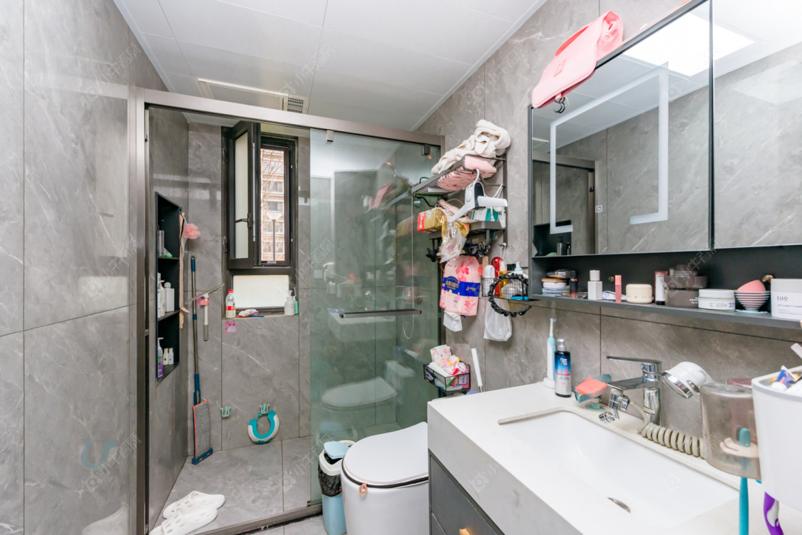 常州保利和光晨樾在售二手房源室内图_小牛看房