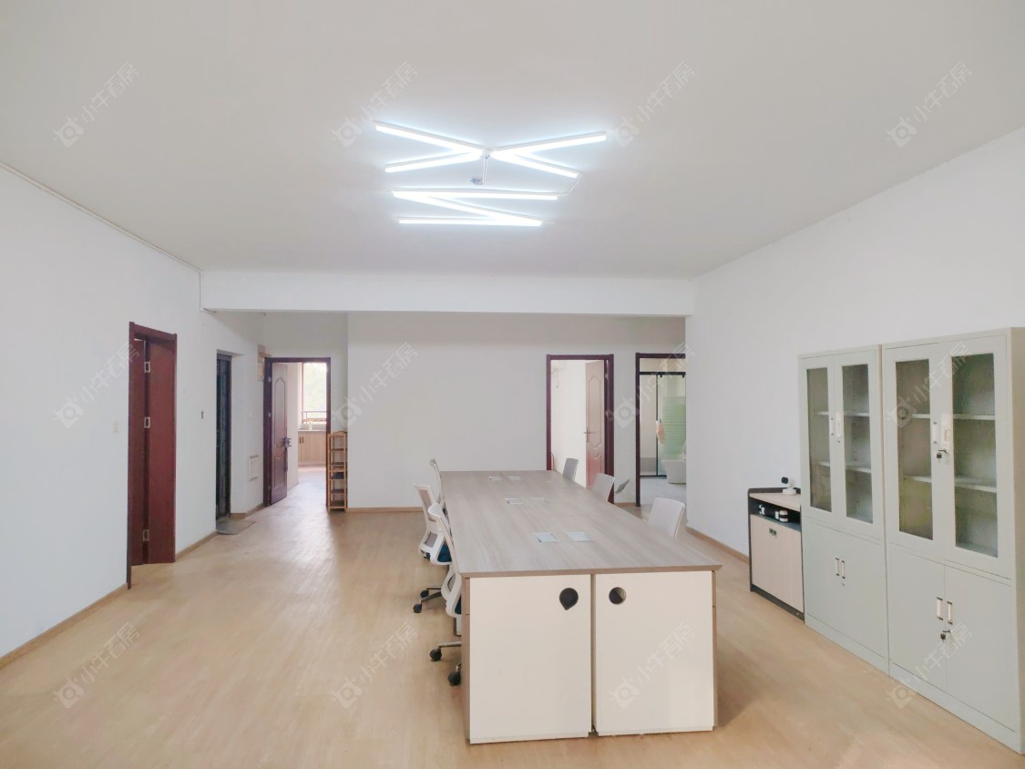 常州中央花园5室2厅2卫出租_小牛看房